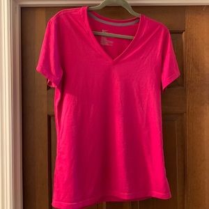 Nike dri-fit tshirt.